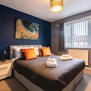 3 Bed - Perfect For Contractors Near Liverpool Airport , Hale (Merseyside) United Kingdom